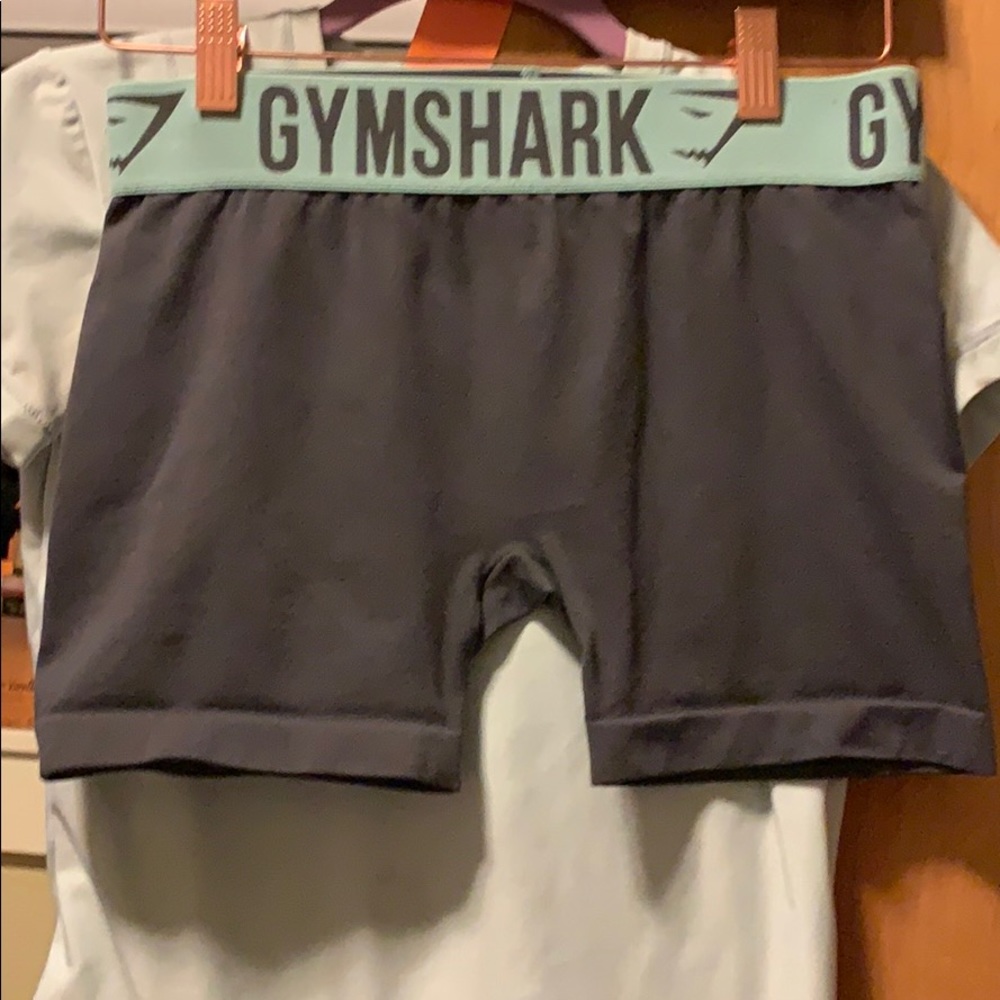 Sold gymshark fit shorts. Do not buy